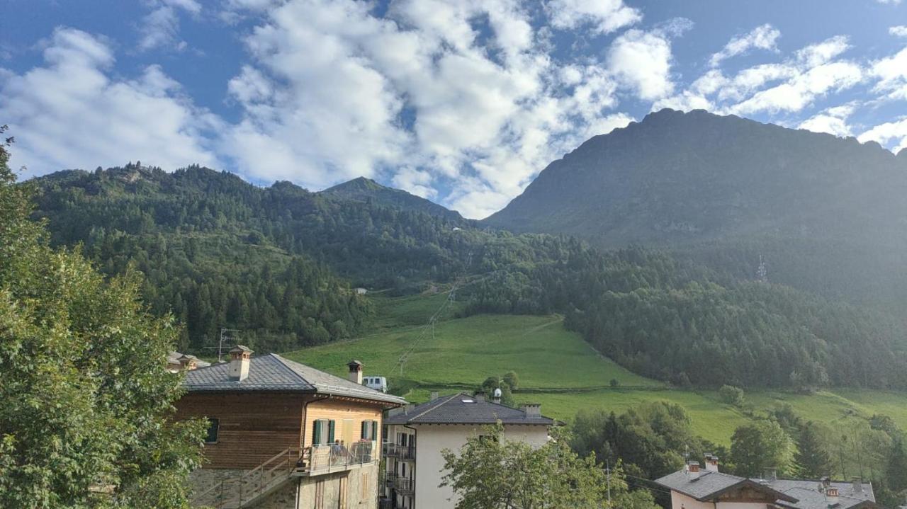 Casa Ettore Lizzola Alta Buitenkant foto